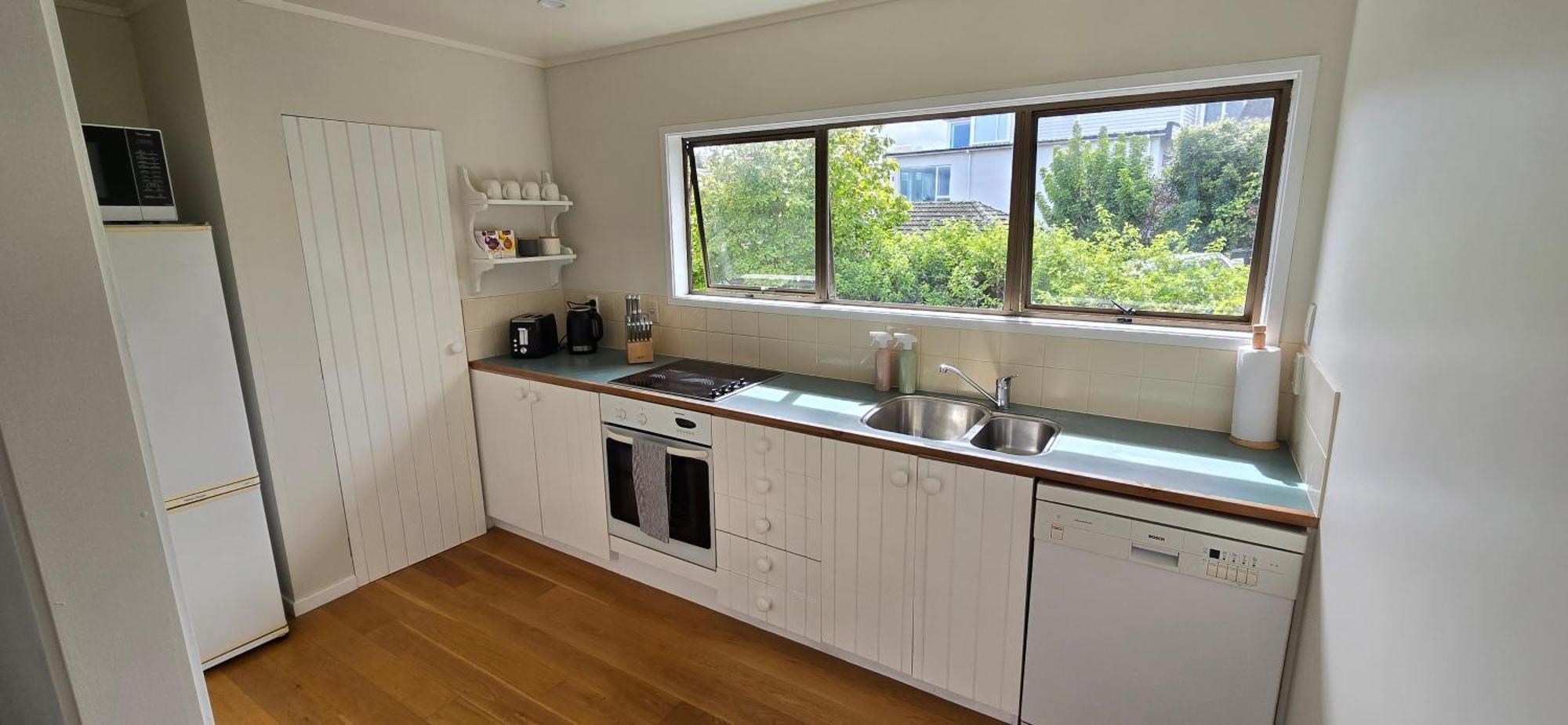 2 Bedroom Home, City And Sea Views Auckland Bagian luar foto