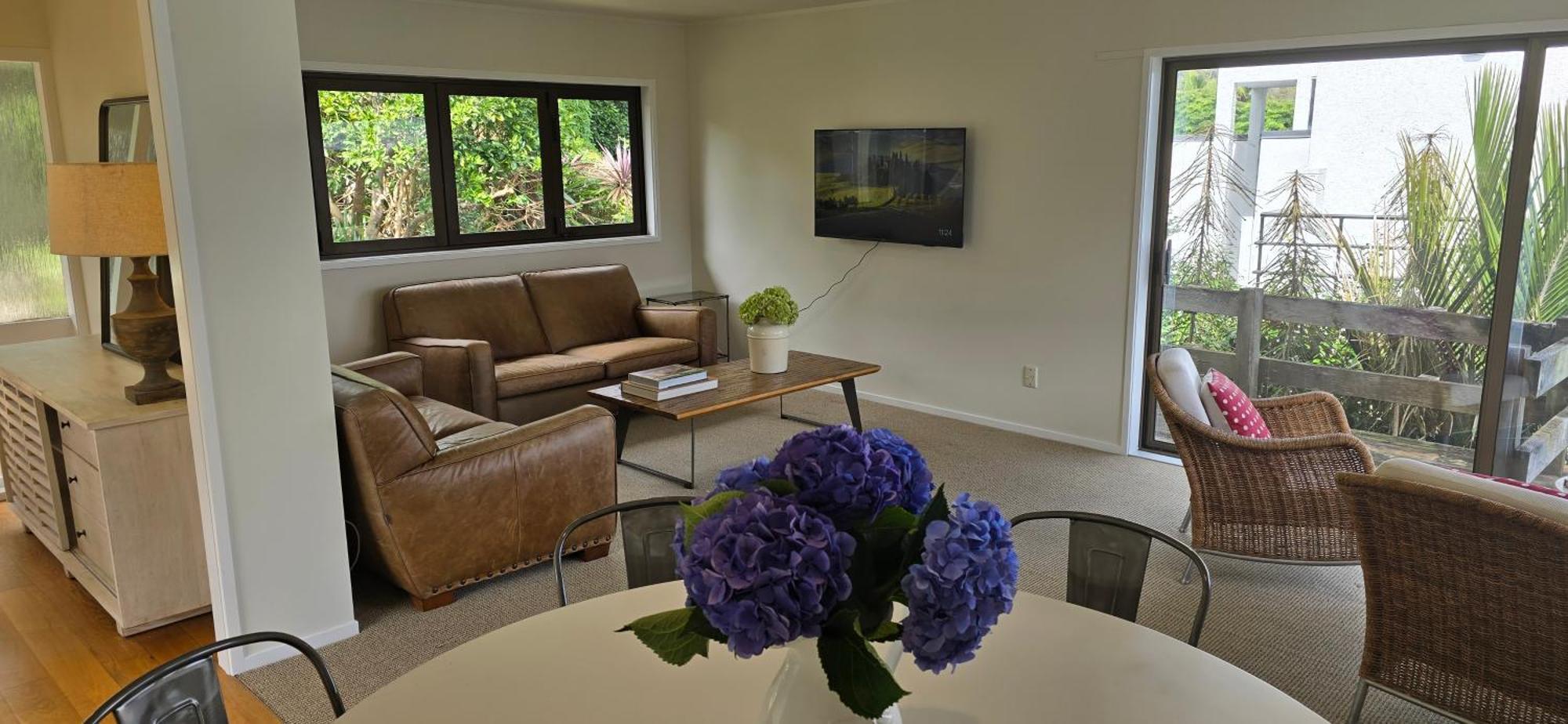 2 Bedroom Home, City And Sea Views Auckland Bagian luar foto